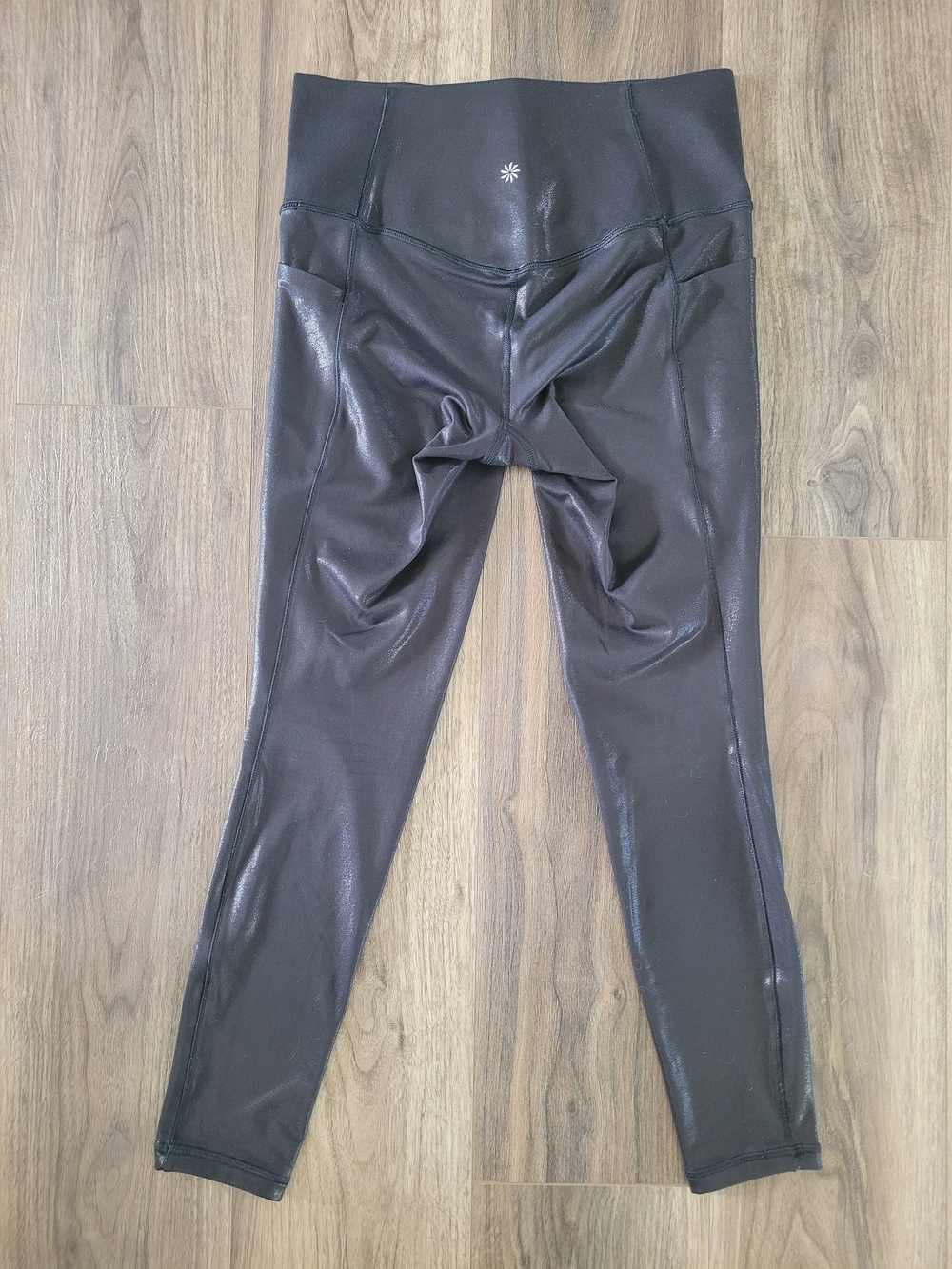 Athleta Black Salutation Stash Shine Tight